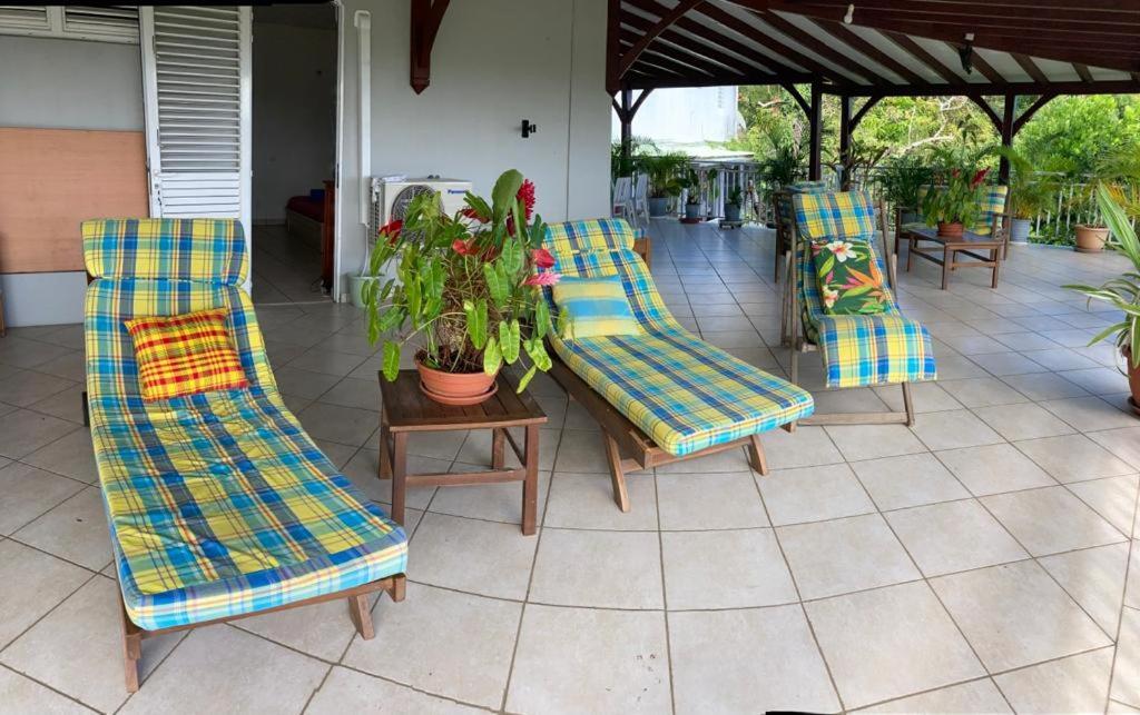 Haut De Villa Chez Ghighi Rivière-Pilote Exterior foto